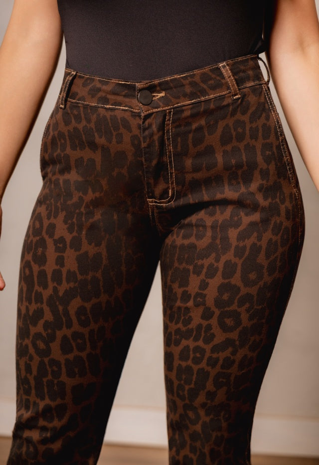 Calça Straight Animal Print
