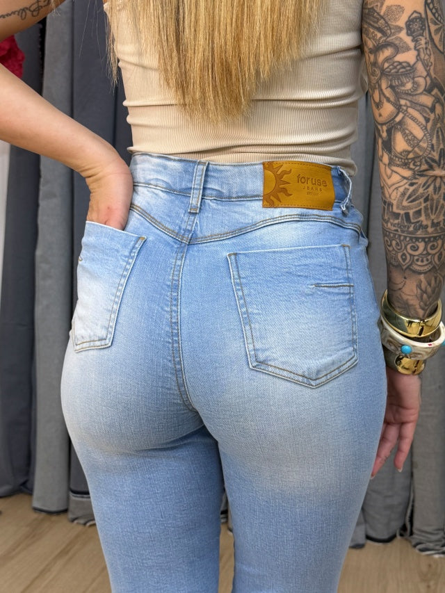 Calça  Boot Cut Azul Clara