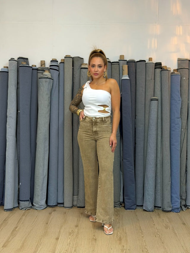 Calça straight Cor Caramelo