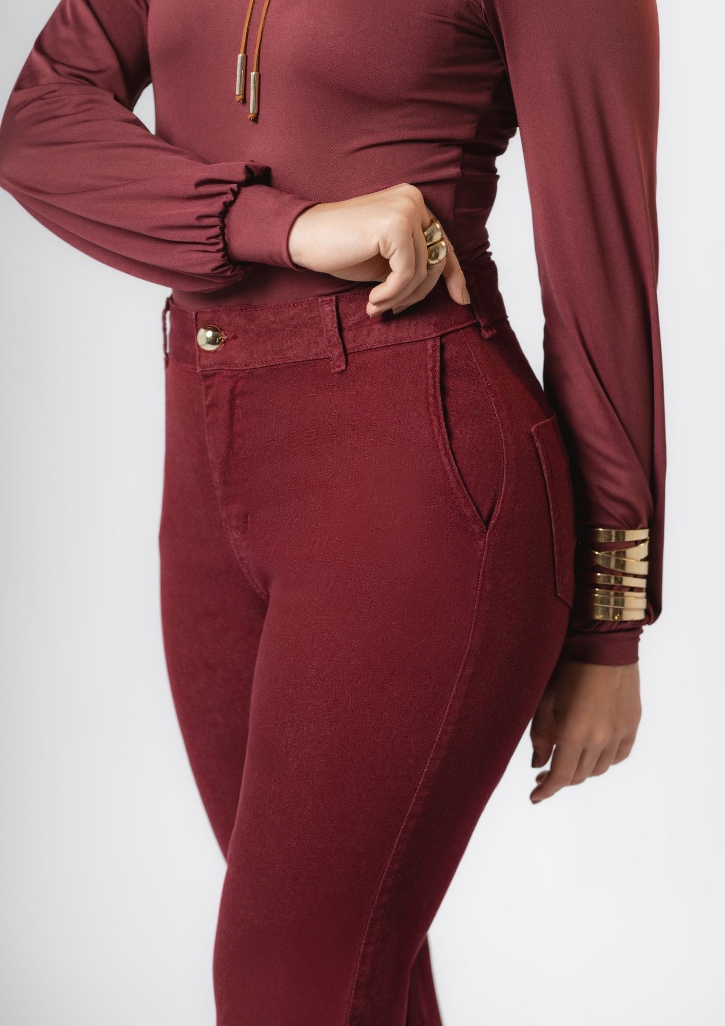 Calça Jeans Feminina Reta cor Vinho - Imagem 2