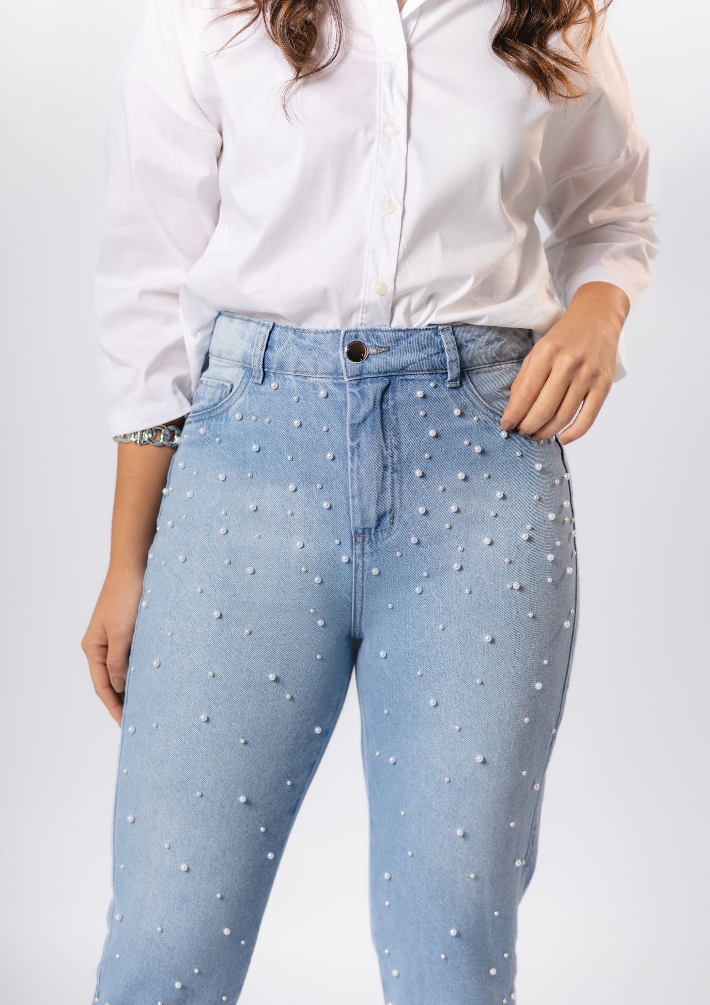 Calça Jeans Feminina mom com Pérolas - Imagem 3