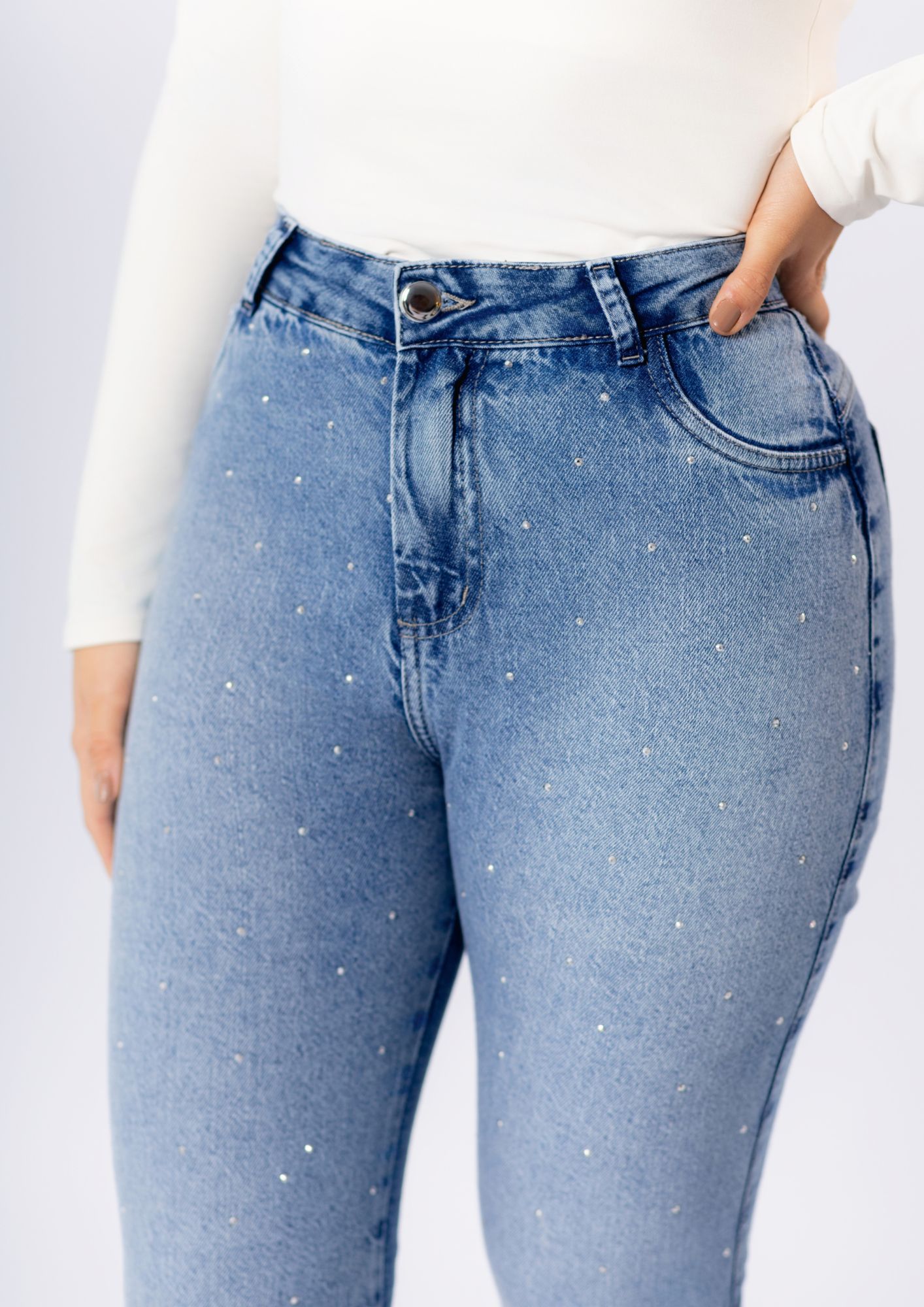 Calça Jeans Feminina Reta com Strass - Imagem 2