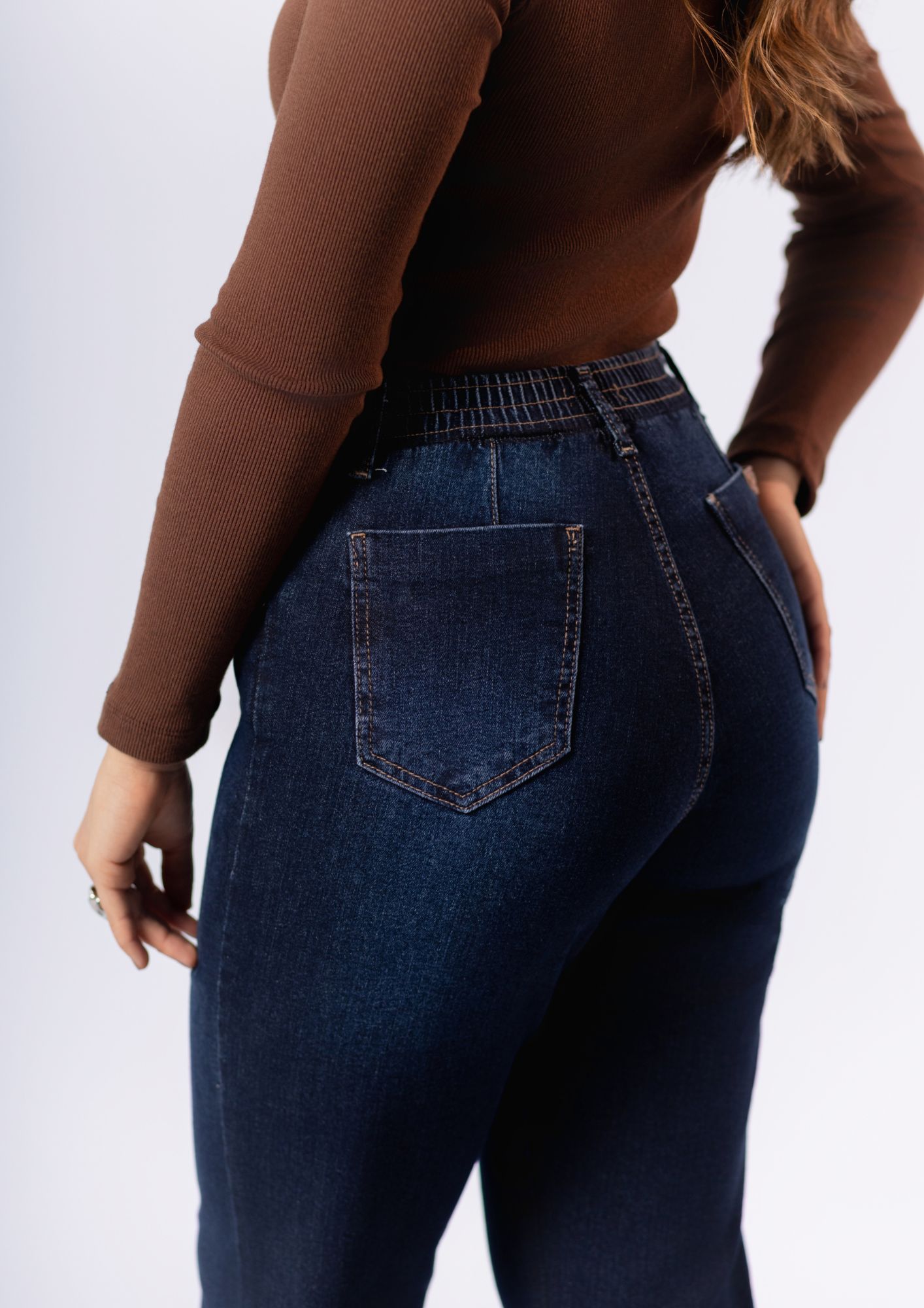 Calça Jeans Feminina Reta Cós com Elásticico - Imagem 4
