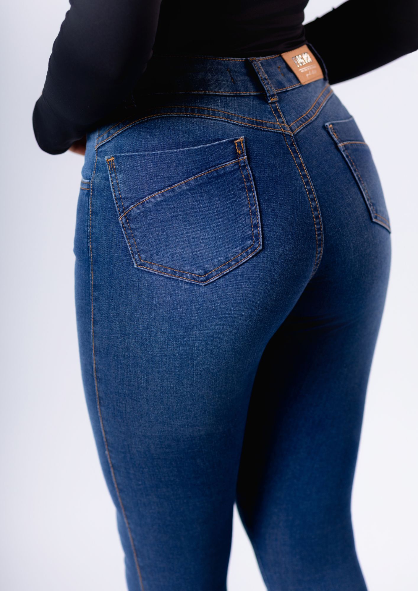 Calça chapa barriga Skinny - Imagem 4