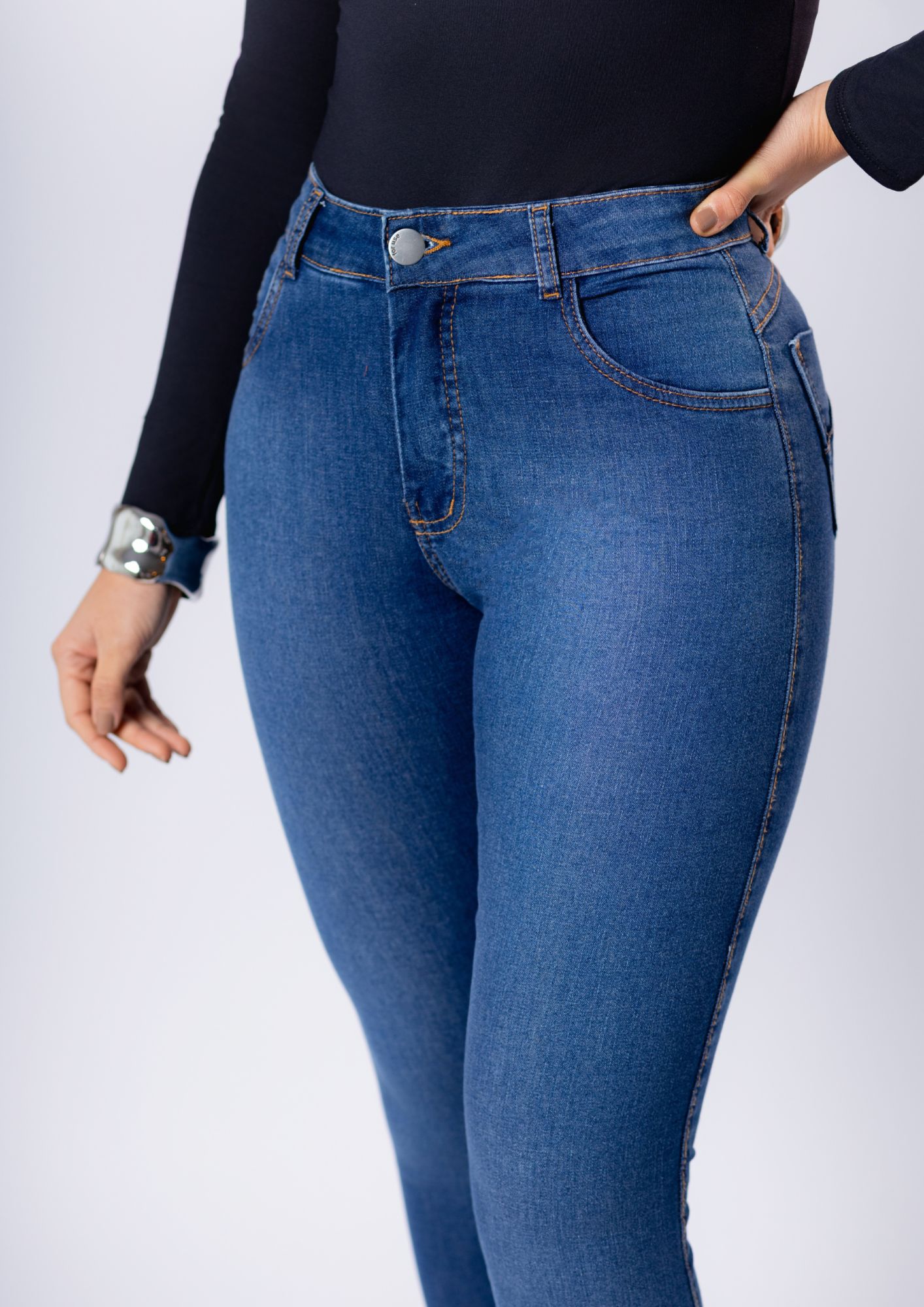 Calça chapa barriga Skinny - Imagem 2