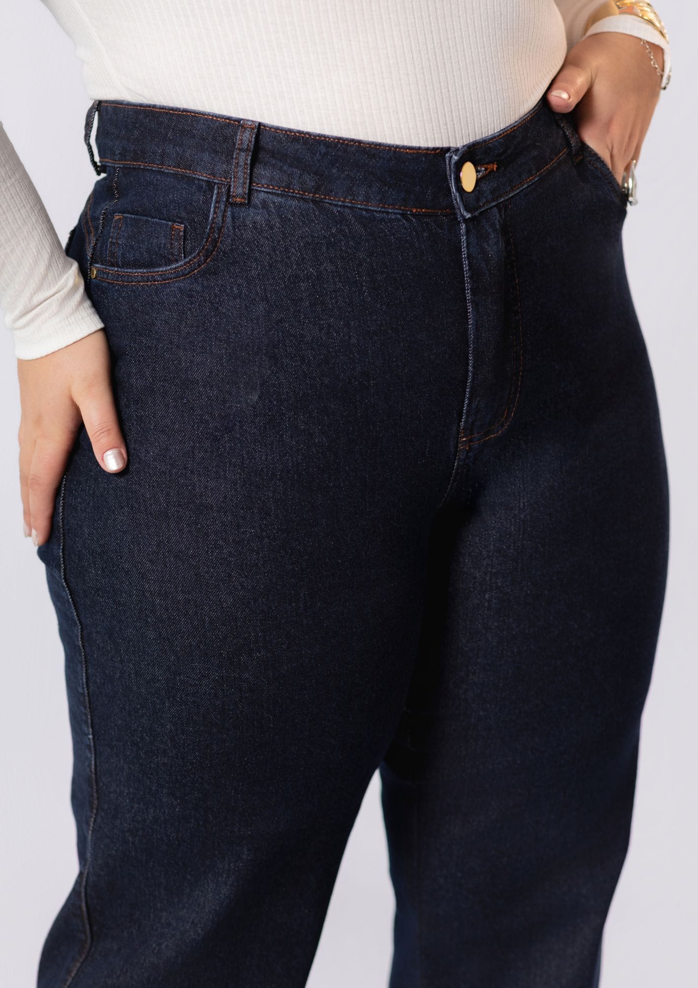 Calça chapa barriga Plus Size com Barra Dobrada - Imagem 3