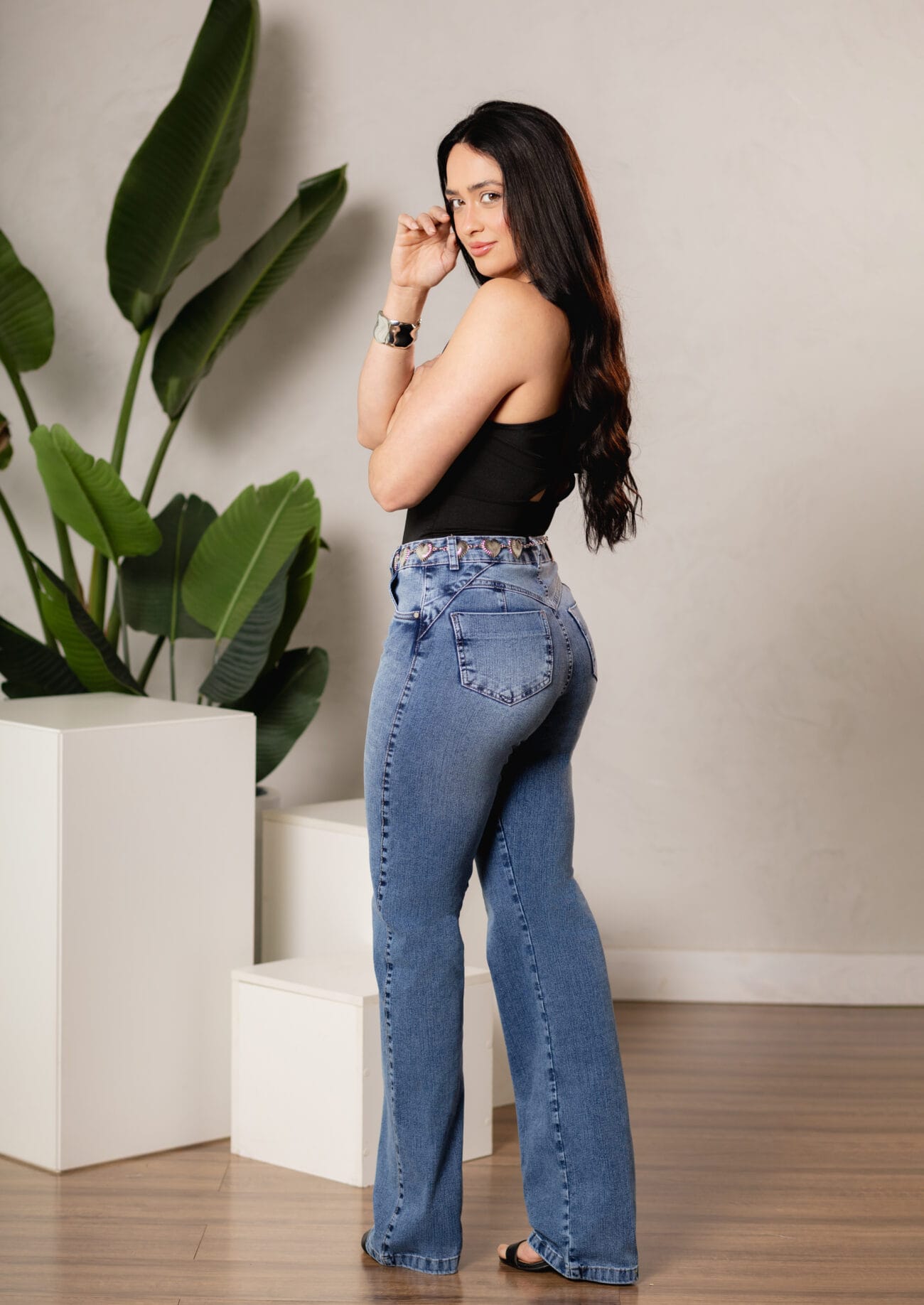 Calça Feminina Reta Tecnologia 360° Chapa Barriga - Imagem 2