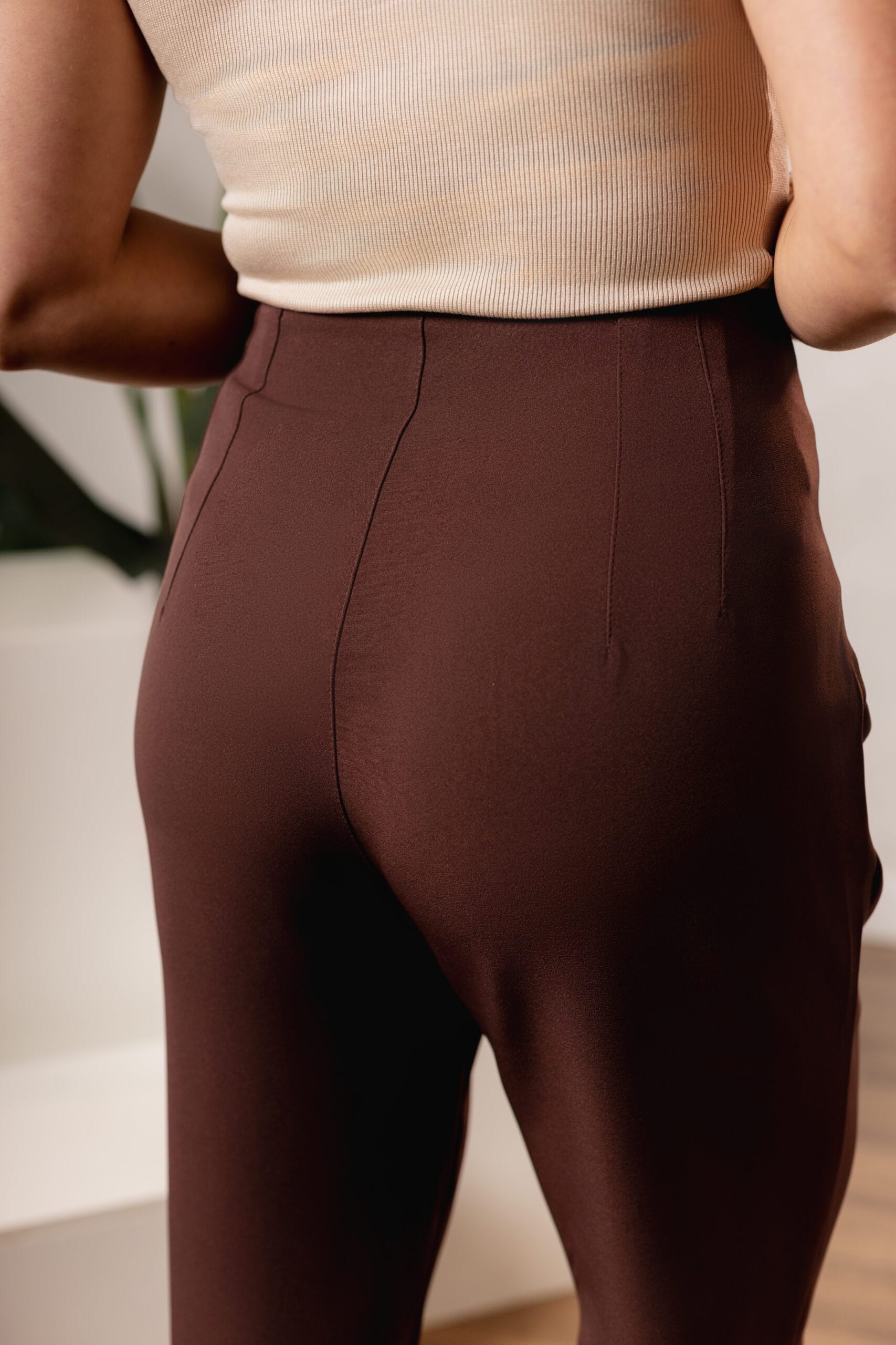 Calça Feminina de Alfaiataria - Imagem 7