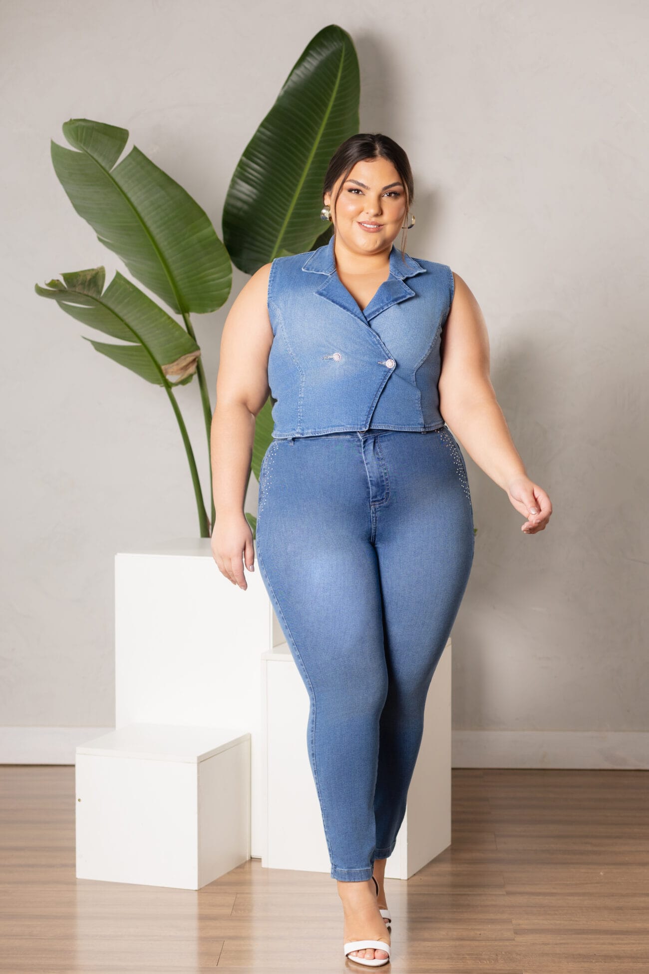 Colete Jeans Transpassado - Imagem 4