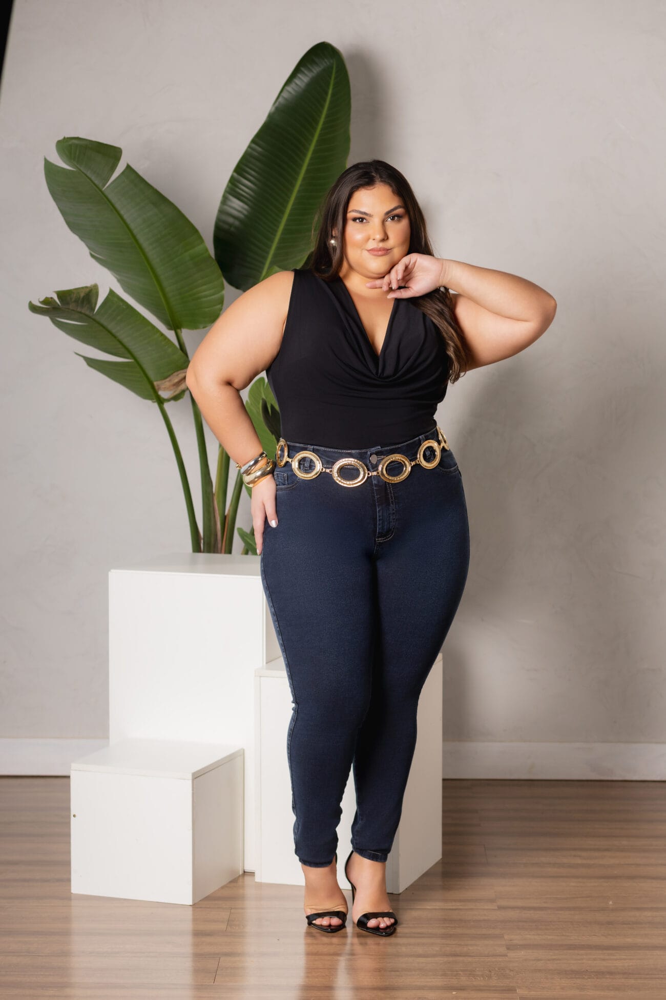 Calça Jeans Skinny Média Preta Destonada