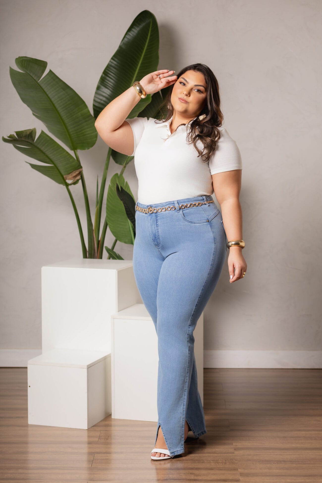 Calça Jeans Reta Chapa Barriga Média