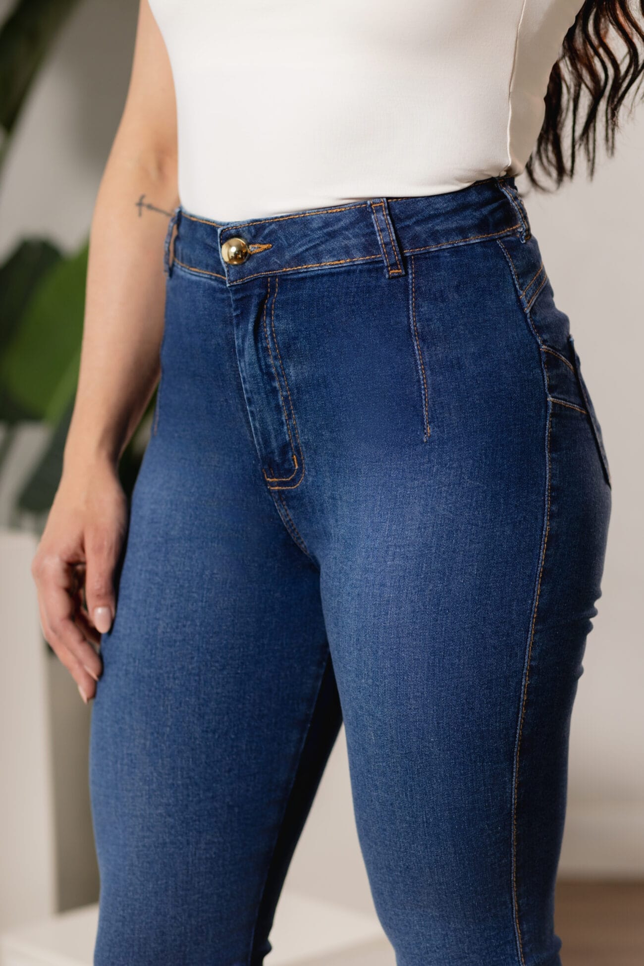 Calça Feminina Super Skinny Azul Escuro - Imagem 2