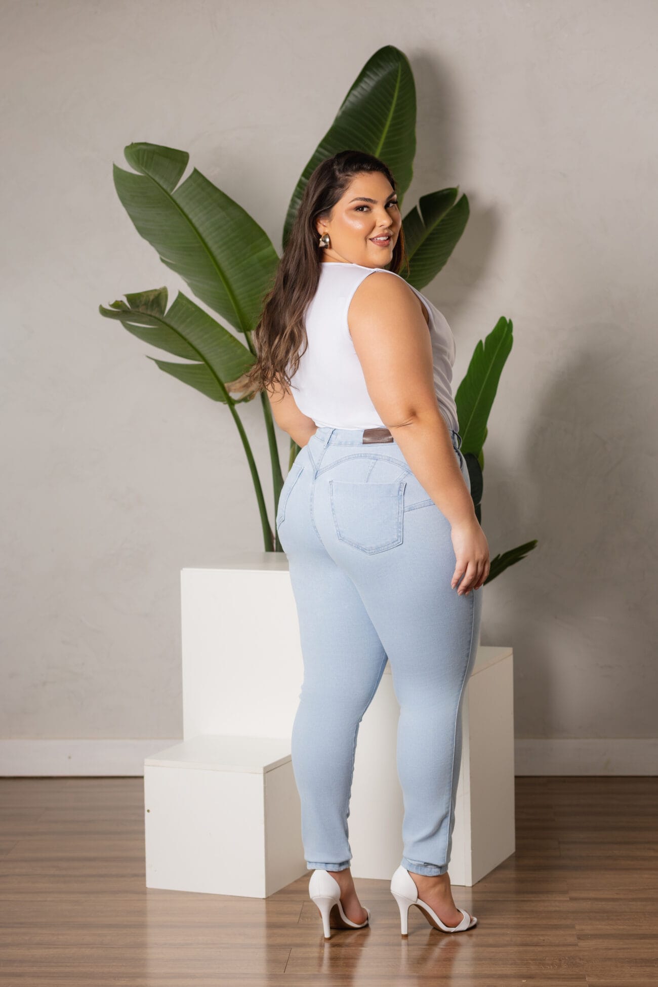 Calça Jeans Feminina Skinny Azul Claro - Imagem 6