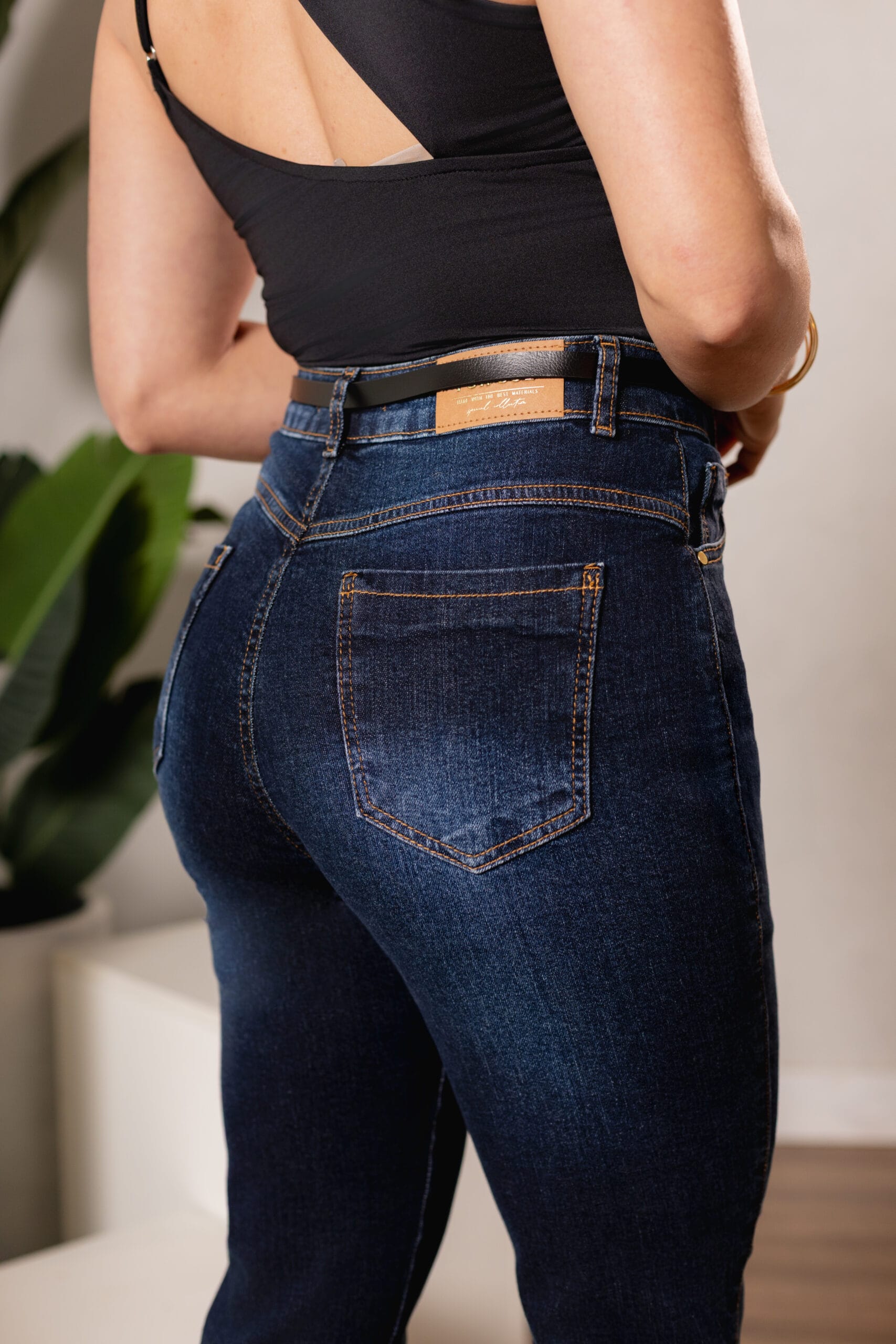 Calça Jeans Feminina slim com Cinto - Imagem 3