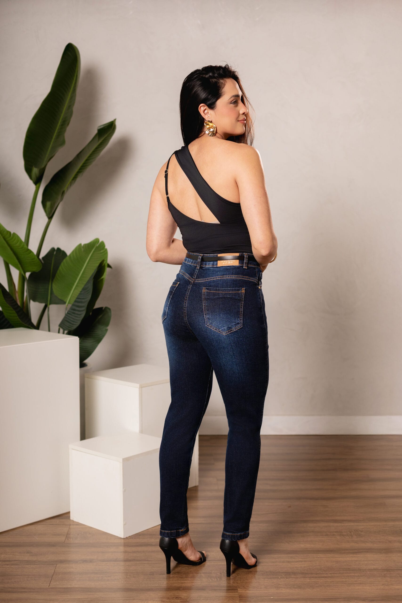 Calça Jeans Feminina slim com Cinto - Imagem 2