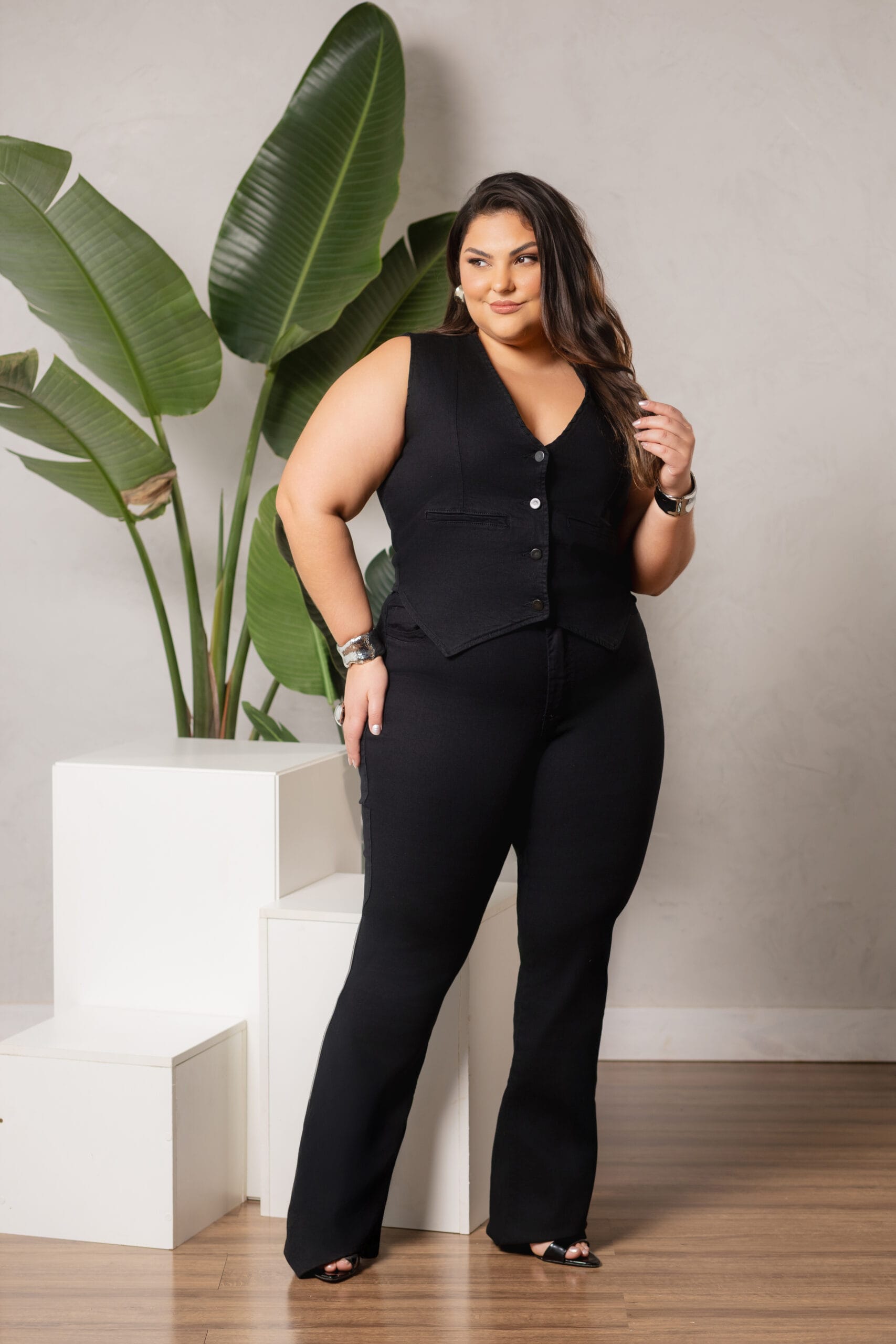 Colete Preto Jeans Plus Size - Imagem 2