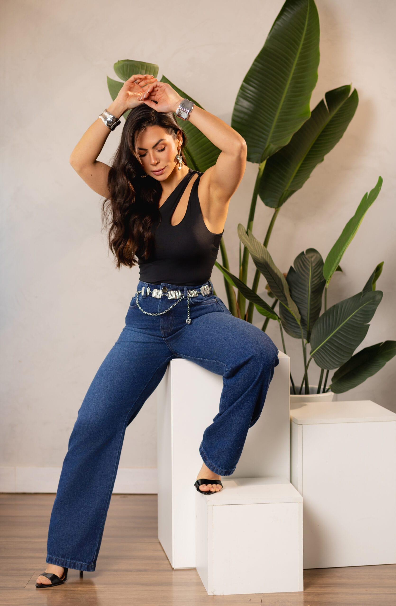 Calça Jeans Reta Feminina Azul Escuro