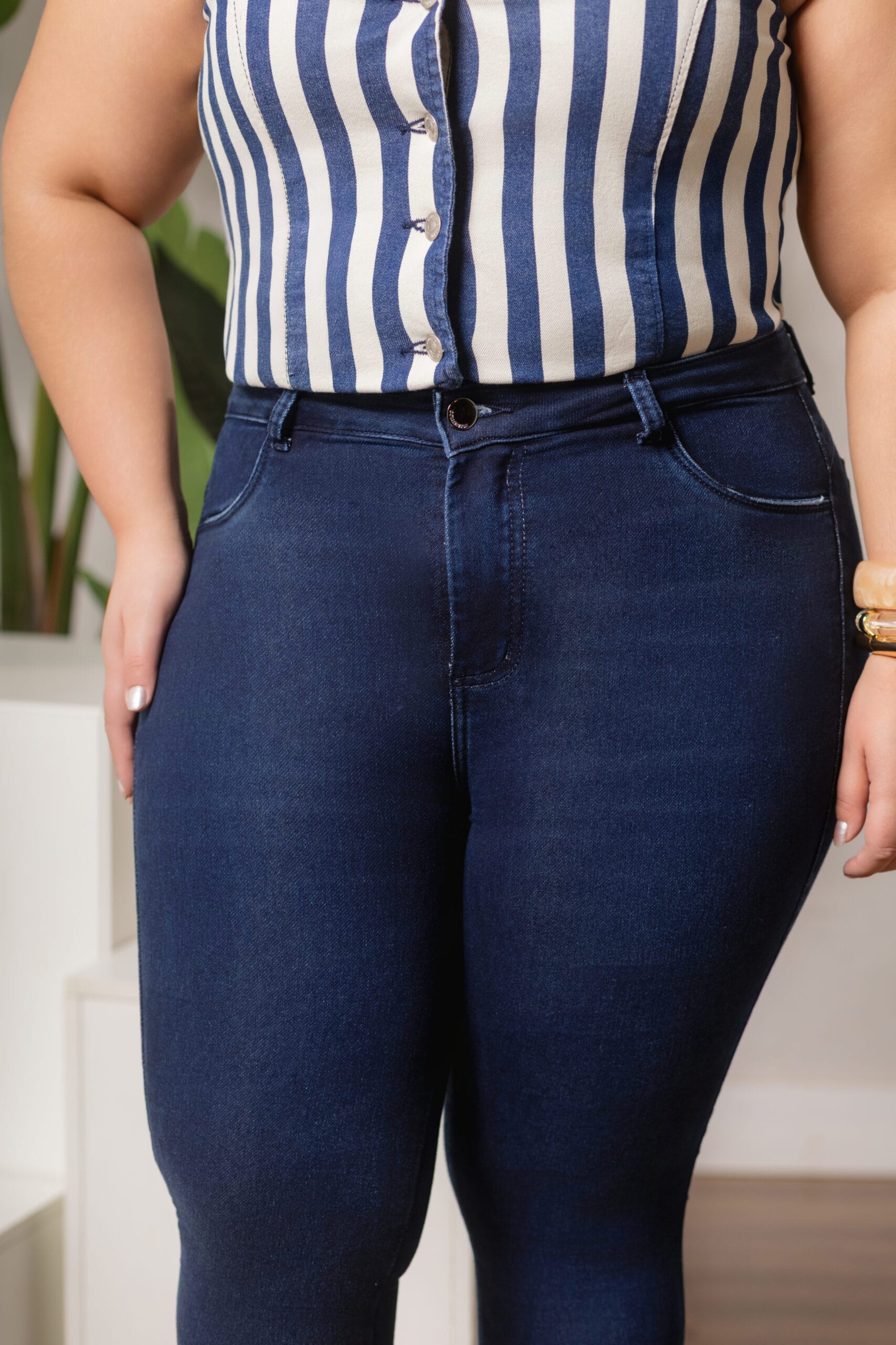 Calça Skinny Média Azul Escuro - Imagem 2