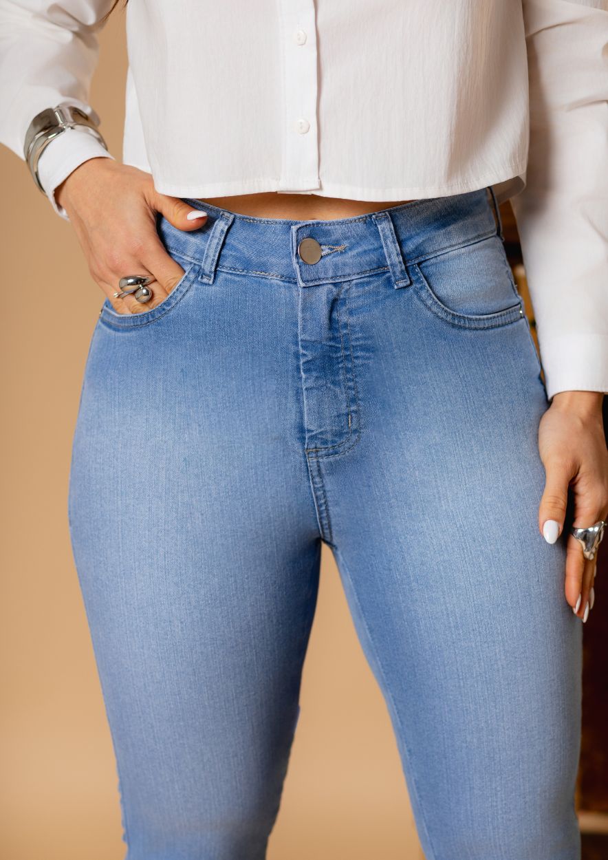 Calça Midi Pant Com Barra Bordada - Imagem 3