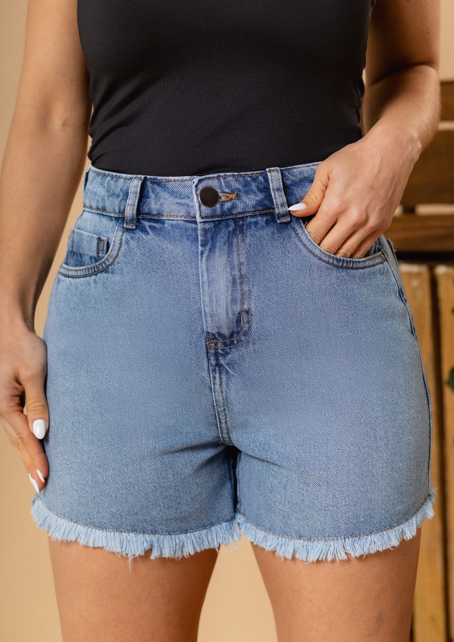 Short Mom Jeans com Barra Desfiada - Imagem 2
