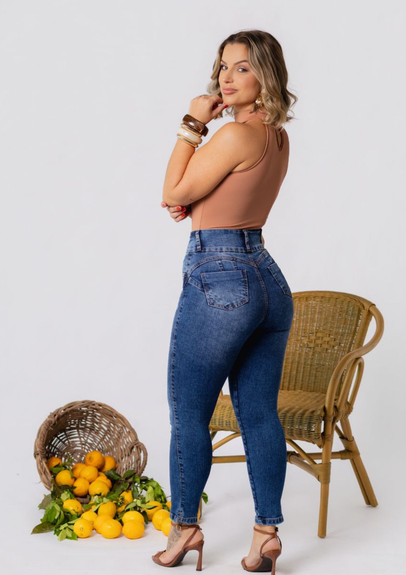 Calça Midi Pant modeladora Cintura Alta - Imagem 3