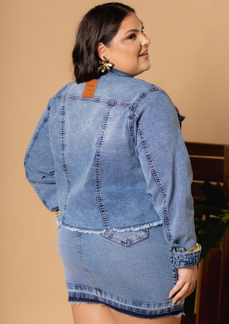 Jaqueta Jeans Plus Size Feminina - Imagem 3