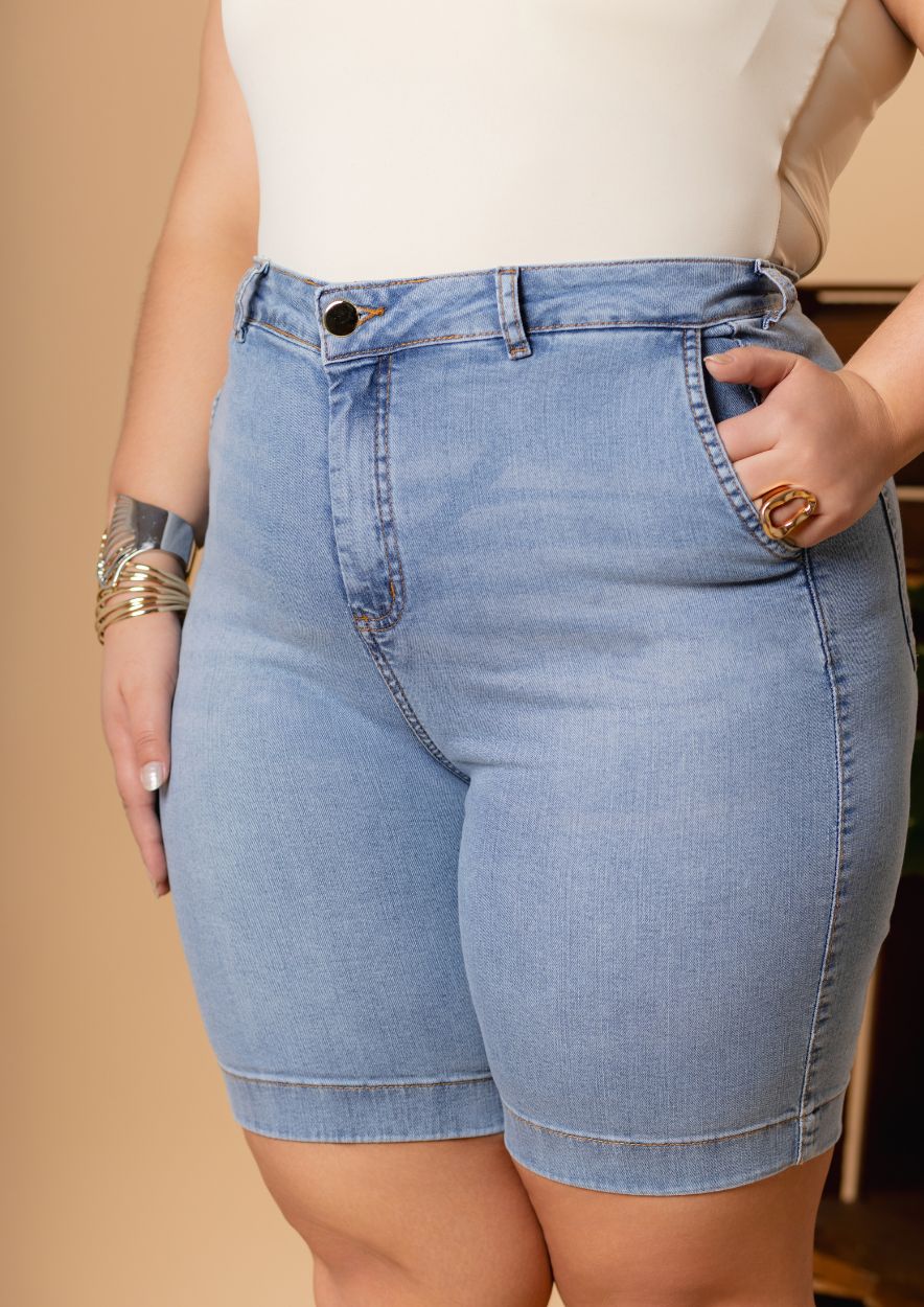 Bermuda Jeans Feminina Plus Size - Imagem 2