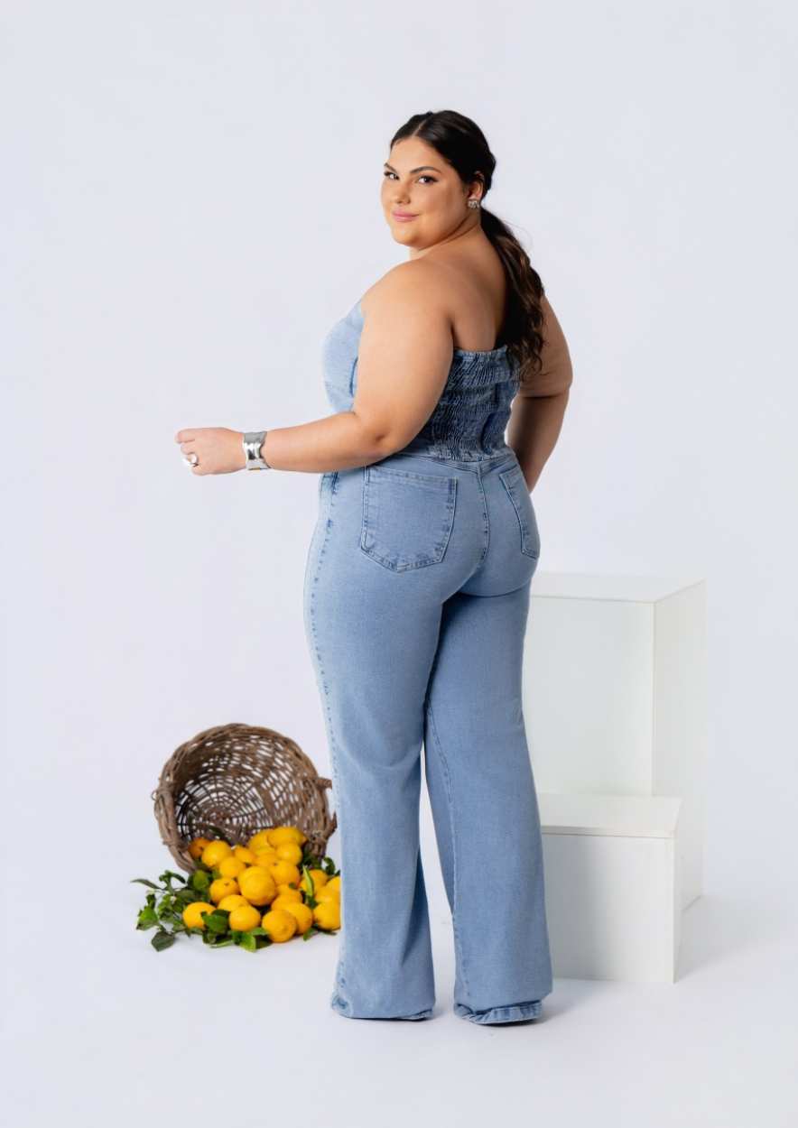 Calça Wide Leg Plus Size Detalhe na Lateral - Imagem 3