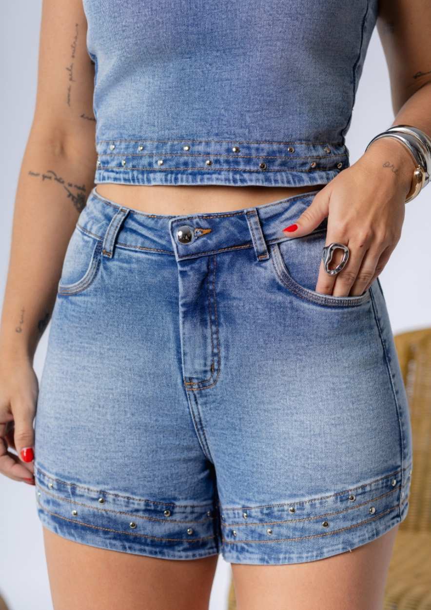 Short Boy Mom Com Detalhe na Barra