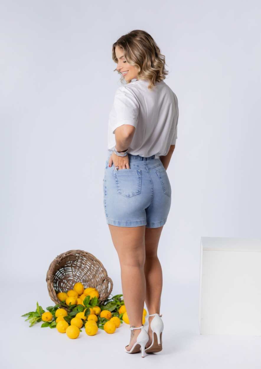 Shorts Jeans com Aplicações de Pedrarias - Imagem 3